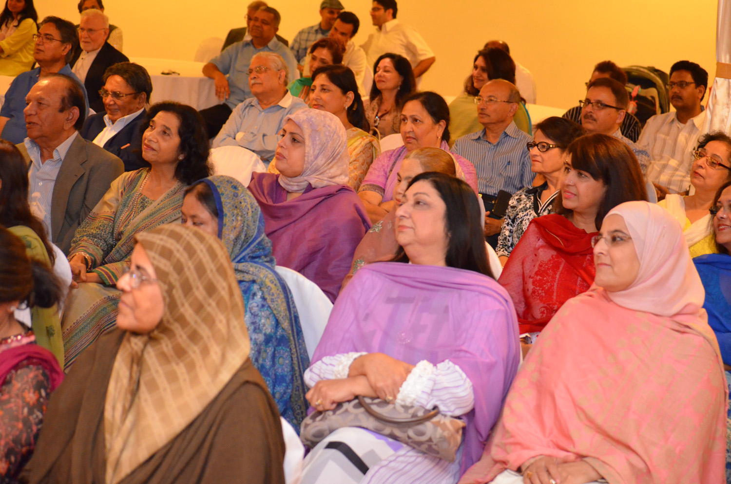 UA 9-28-2014 Glimpse (13) UA 9-28-2014 Glimpse (13)