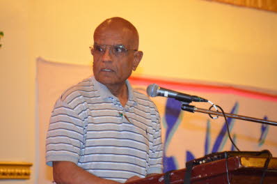 Urdu Academy 9-28-2014 reciters (18)